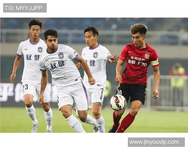 鹿岛鹿角与川崎前锋激战正酣日职联赛精彩对决引发球迷热议