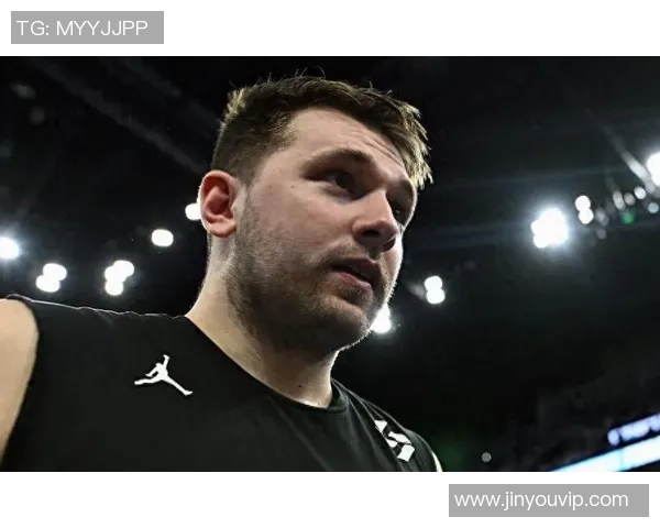 SGA三节轰33+7仍无缘今天最佳！对不住，你碰到创纪录的东契奇了